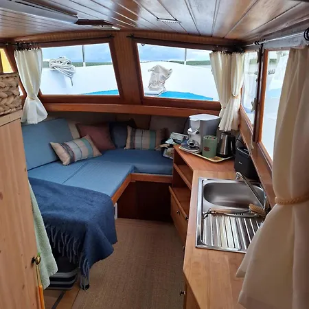 Leseinsel Helena Botel
